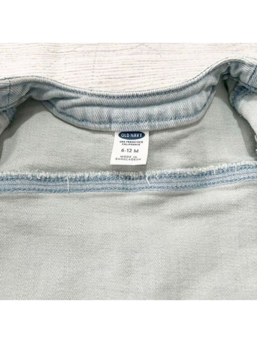 Old Navy Baby Light Wash Denim Jacket Button Front Closure 6-12 Months - Picture 2 of 4